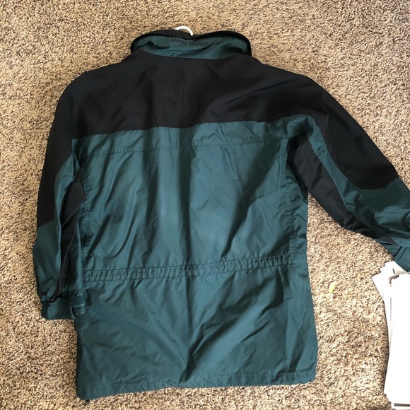 Columbia Raincoat. Size L. Lightly used. - Picture 2 of 4